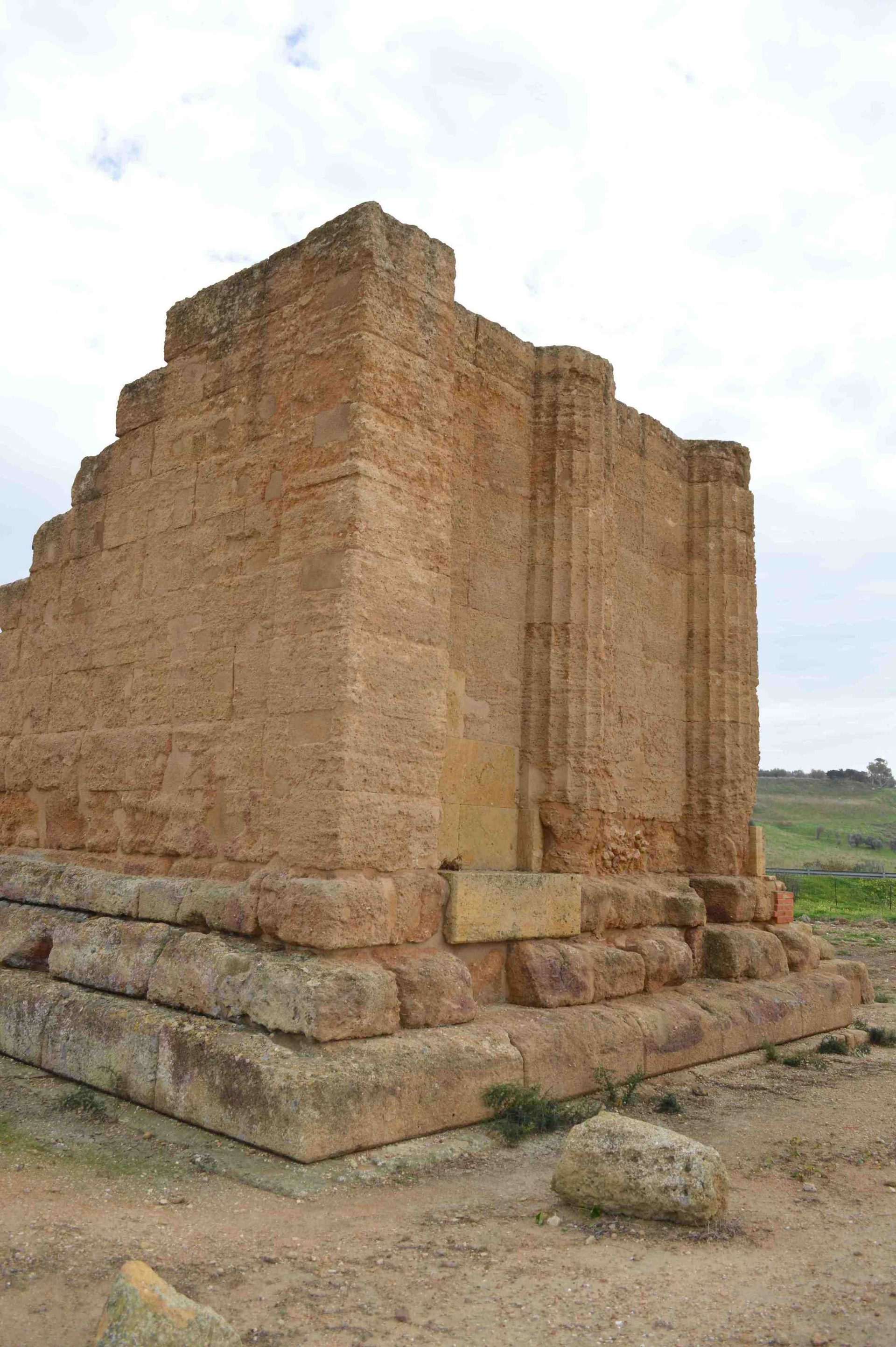 Tempio Asclepio, Agrigento - 02.jpeg